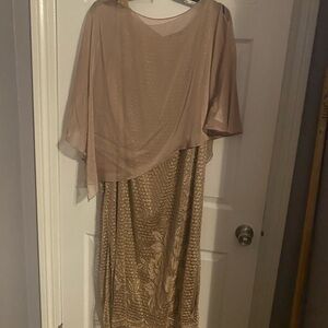 Lace Dress with detachable cape